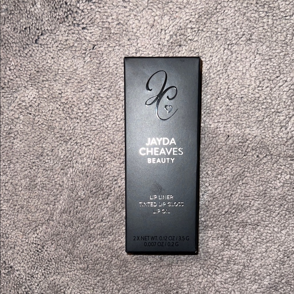 JCB Jayda Cheaves Beauty Lip Kit. 
Brand new.